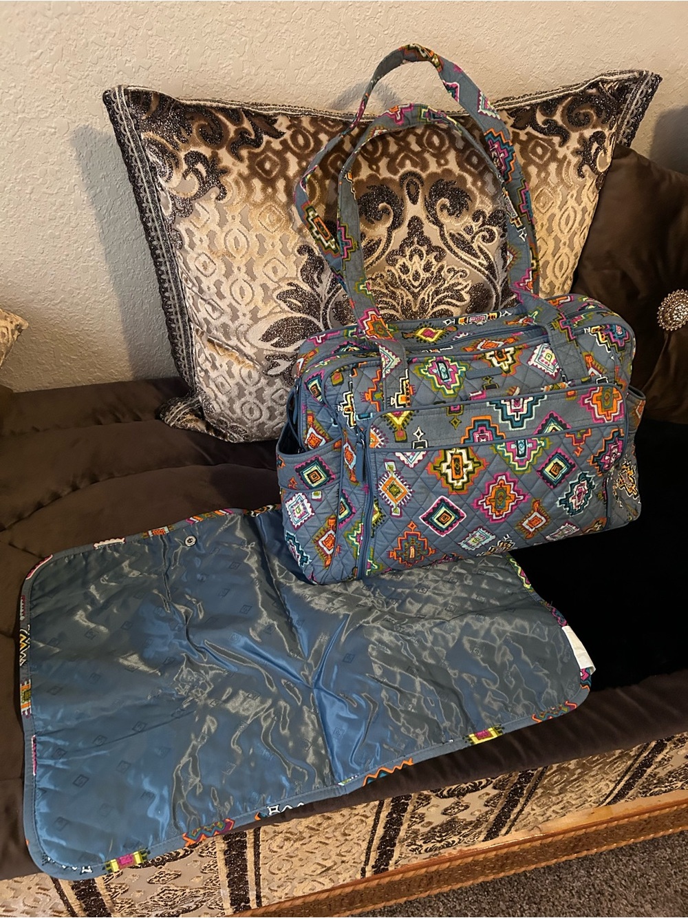 New Vera Bradley Quilted Aztec Print Convertible diaper bag in Teal